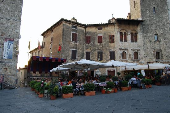 Massa Marittima ed il balestro