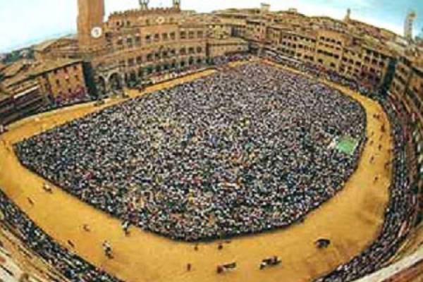 Siena la citta del Palio in un giorno