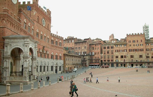 Siena la citta del Palio in un giorno