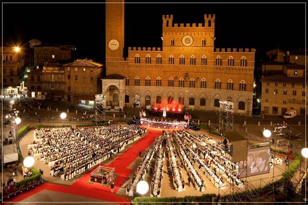 Siena la citta del Palio in un giorno