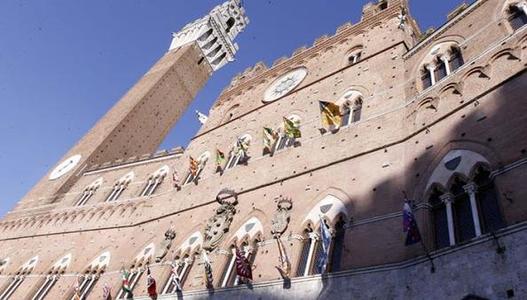 Siena la citta del Palio in un giorno