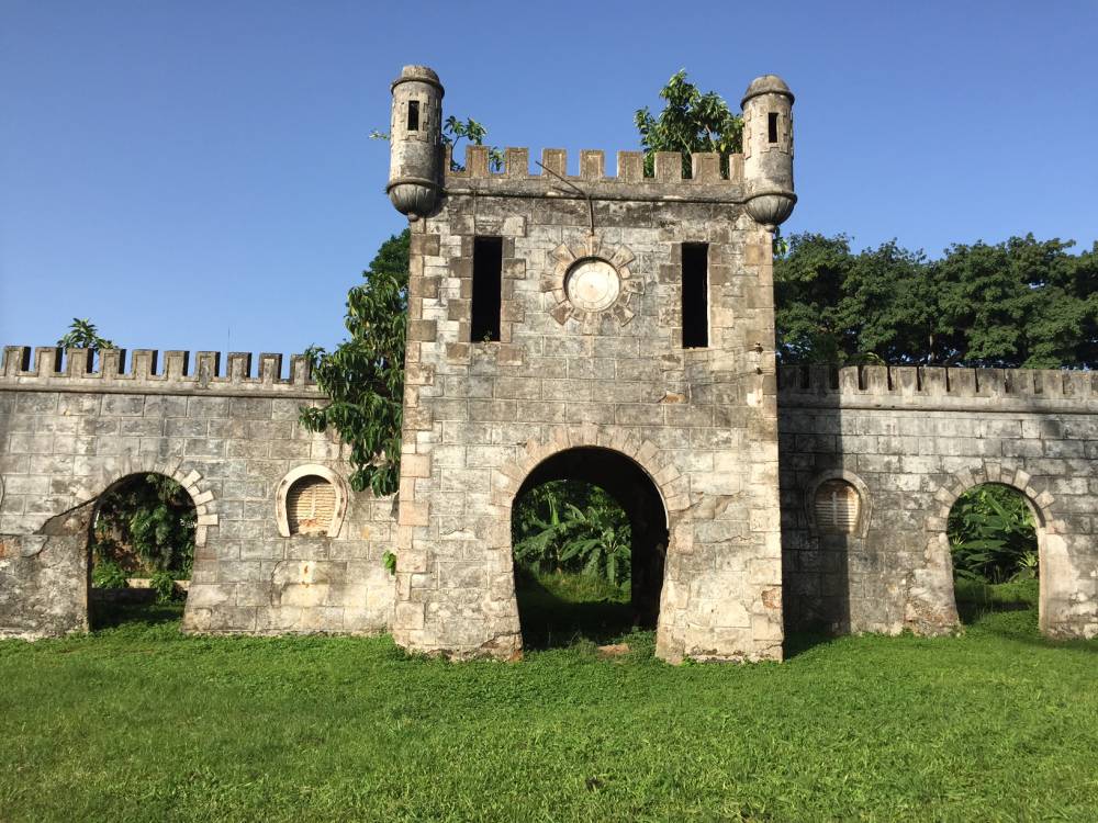 Affittare casa per scoprire i resti coloniali portoghesi a principe STP