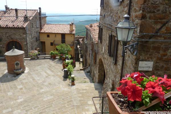 Tra i borghi medioevali dell'Alta Maremma